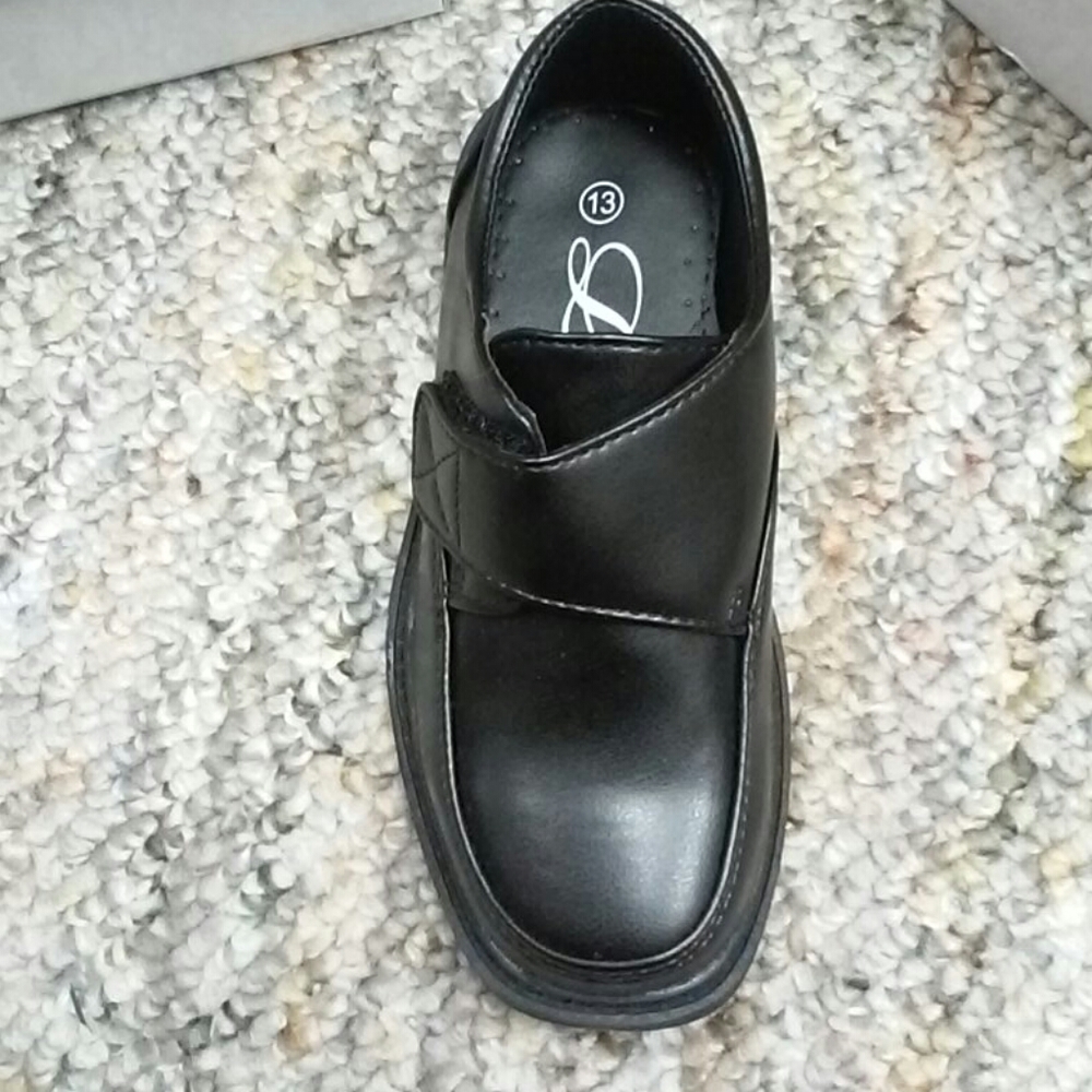 Shoes - Picture 2 of 3